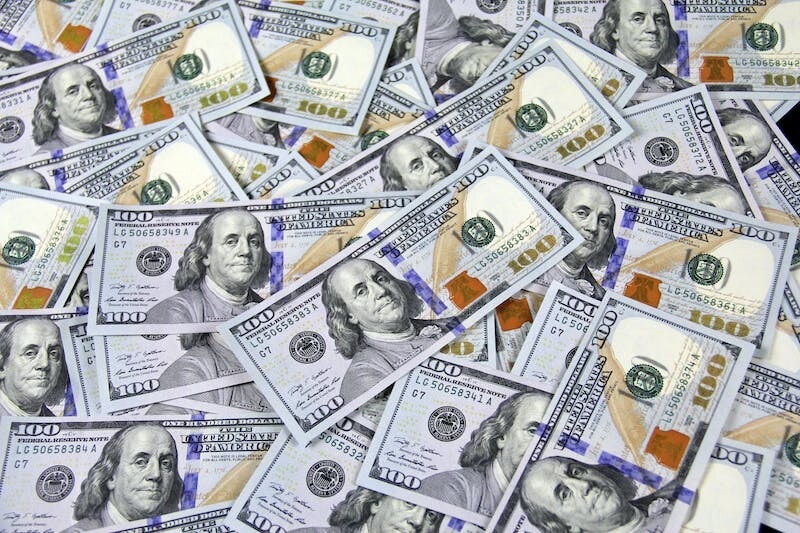 Becoming extremely rich is a complex process that usually involves a combination of factors, including skill, luck, timing, and persistence. While there’s no guaranteed formula, here’s a five-step routine that might increase your chances of building significant wealth.